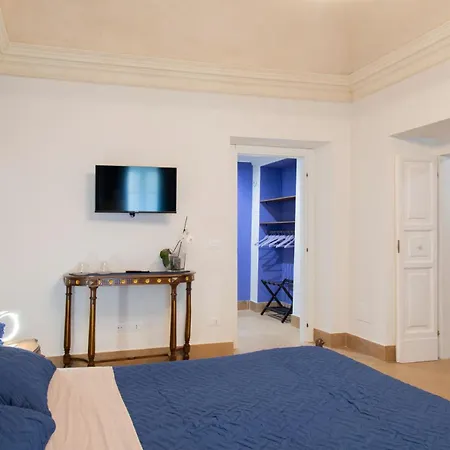 Palazzetto Alfieri Centro Storico Alojamento de Acomodação e Pequeno-almoço 3*