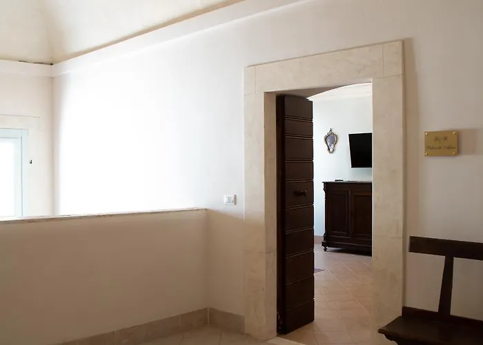 Alojamento de Acomodação e Pequeno-almoço Palazzetto Alfieri Centro Storico